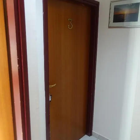 Апартаменты Galeb Ртина